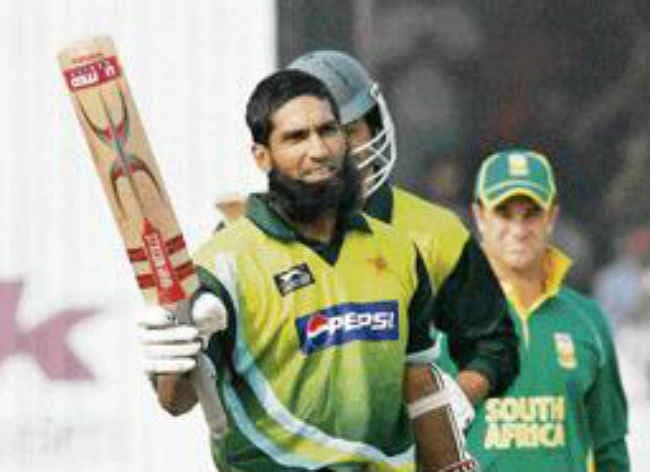 आमिर को लेकर भिड़े रमीज राजा, यूसुफ को ''फर्जी मुल्ला'' कहा