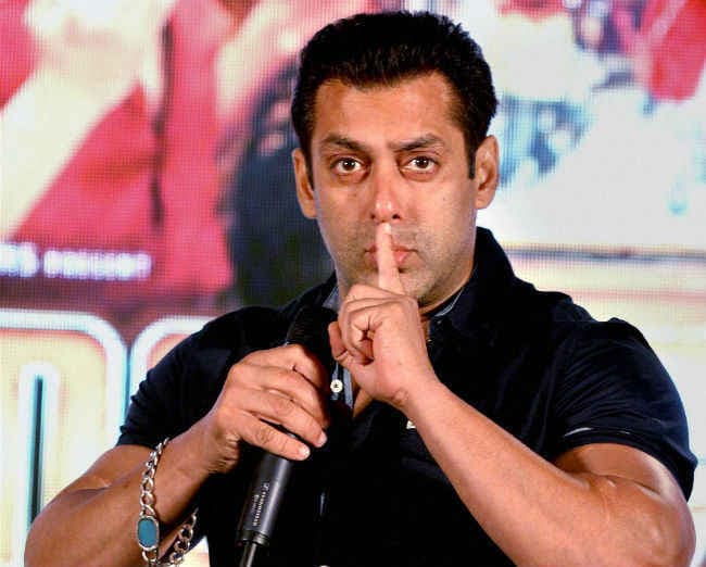 ''सुल्‍तान'' के क्रू मेंबर को दिखा ''भूत''! जानें सलमान ने क्‍या कहा