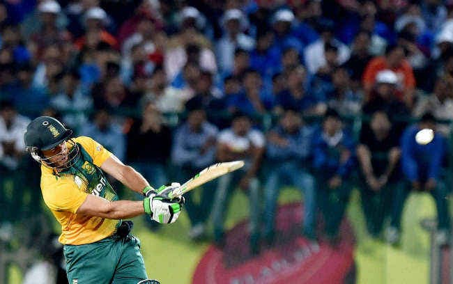 अभी क्रिकेट से संन्यास नहीं लेंगे डिविलियर्स