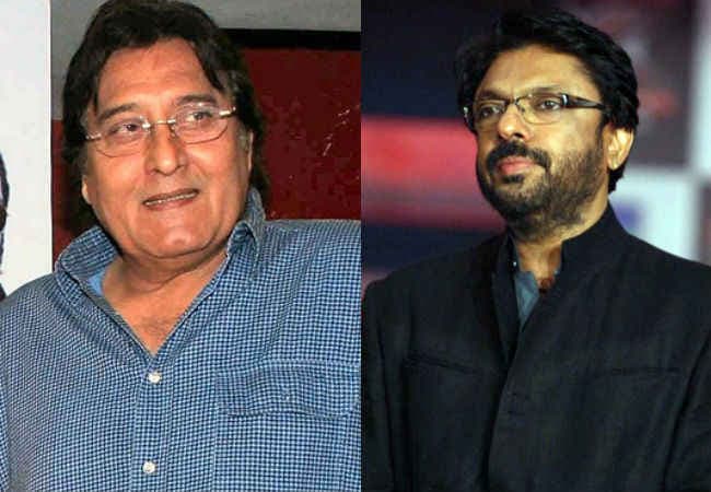 जानें शाहरुख के बाद अब विनोद खन्ना के बेटे को कौन करेगा लॉन्च ?