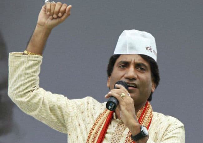 राजू श्रीवास्तव ने वृन्दावन के बांकेबिहारी मंदिर में झाडू लगाकर किया मोदी के अभियान का समर्थन