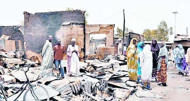 बोको हरम का बड़ा कत्‍लेआम, पूरा शहर फूंका, 2000 से अधिक लोग मारे गये