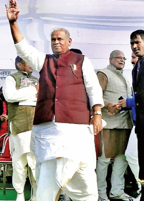 ठेकों में देंगे आरक्षण : जीतन राम मांझी