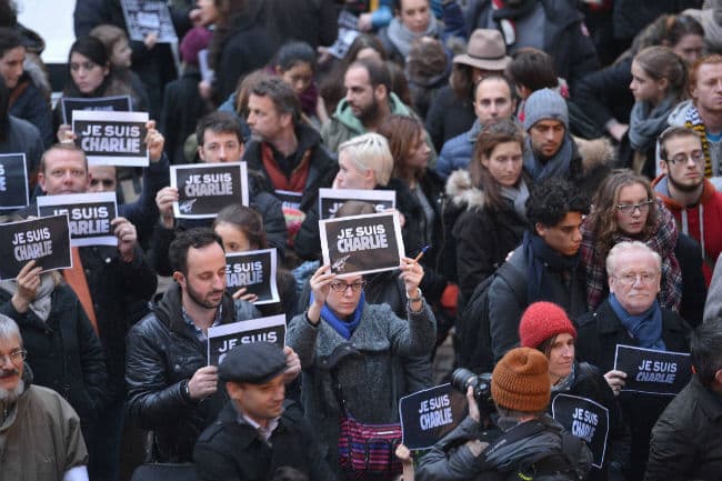 IS ने करवाया पेरिस पर हमला!