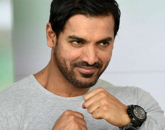 अक्षय कुमार के साथ कोई अनबन नहीं : जॉन