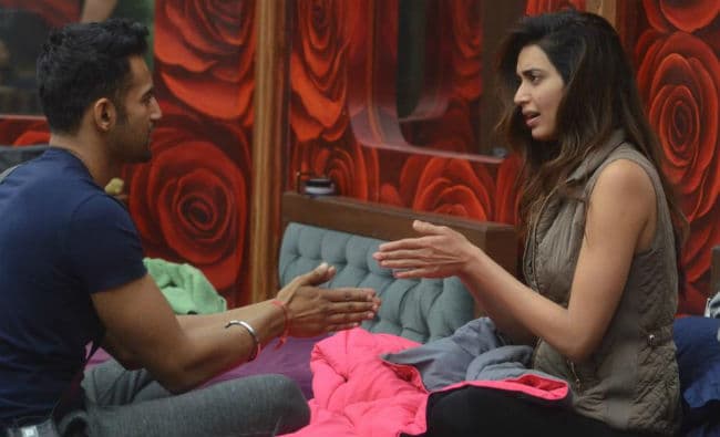 अभिनेता उपेन पटेल ने किया करिश्‍मा को प्रपोज...