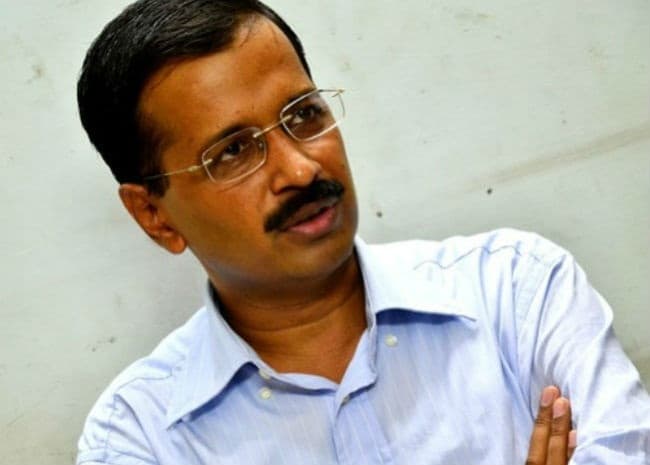 कहीं से भी चुनाव लड़ने को स्वतंत्र हैं इल्मी : केजरीवाल