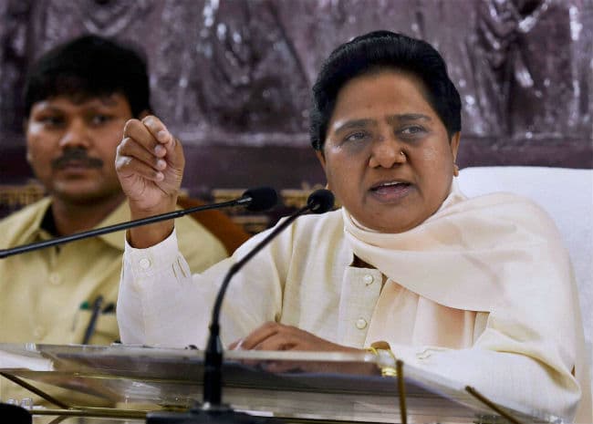 आरएसएस का एजेंडा लागू करने में लगी है मोदी सरकार  : मायावती