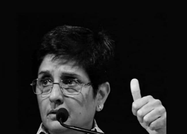 आइये जानें देश की पहली महिला आइपीएस और भाजपा नेता किरण बेदी की पूरी कहानी