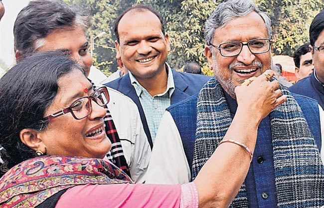 मांझी को हटाया तो भाजपा के सारे विकल्प खुले : मोदी