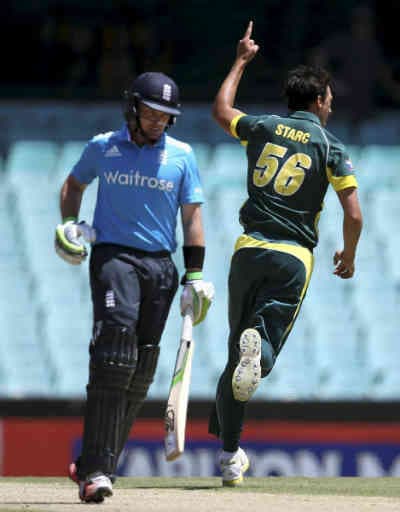 वार्नर के 127 रन की पारी के दम पर ऑस्ट्रेलिया ने इंग्‍लैंड को तीन विकेट से हराया