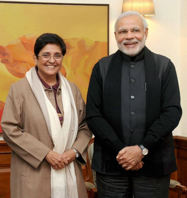 भाजपा को अपने पहले गढ़ दिल्ली में मोदी लहर से ज्यादा किरण लहर पर है भरोसा