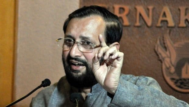 कांग्रेस व दूसरे विपक्षी दल गैर जिम्मेदाराना व्यवहार छोड़ें : प्रकाश जावडेकर