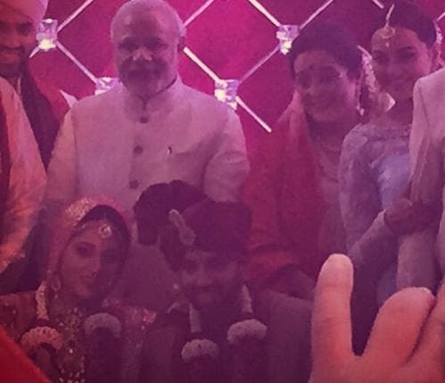 शत्रुघ्न के बेटे कुश की शादी में शामिल हुए पीएम मोदी...