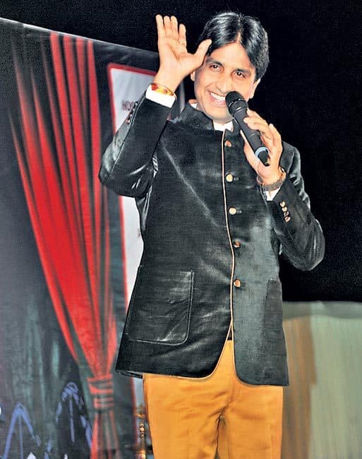 राजनीति बड़ी गंदी : कुमार विश्वास