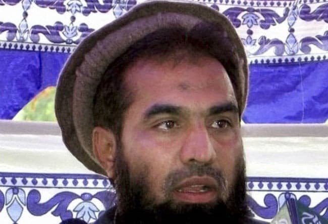 अमेरिका व ब्रिटेन ने पाक को सुनाया फरमान, आतंकी लखवी को भारत के हवाले करो