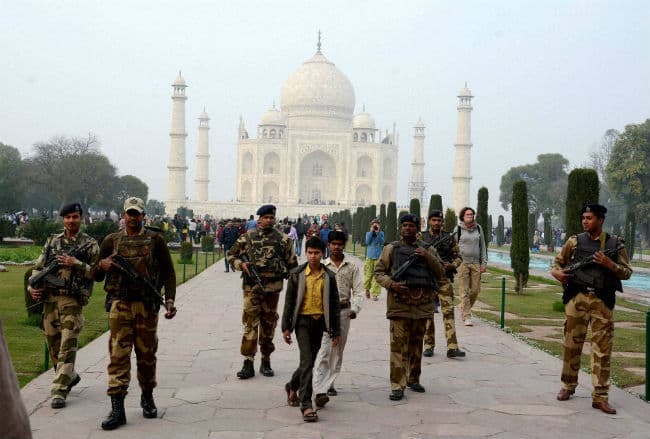 ओबामा की आगरा यात्रा को लेकर सुरक्षा के चाक चौबंद