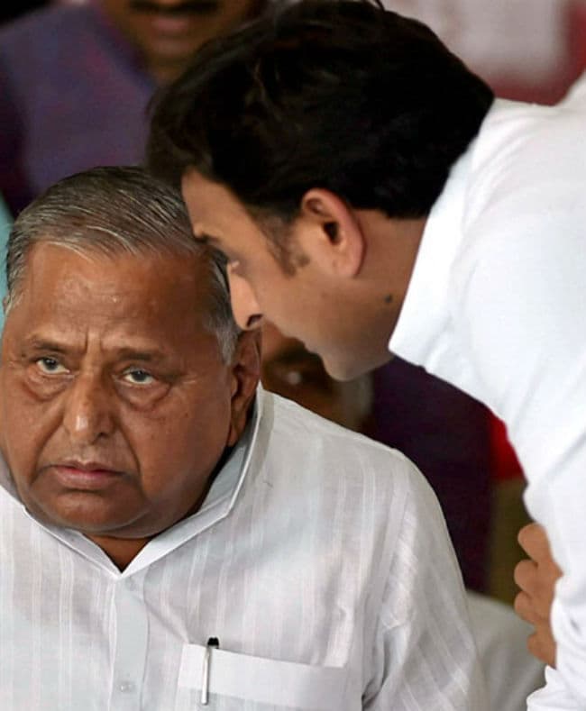 अच्छे प्रधानमंत्री थे वाजपेयी पर भाजपा ने काम नहीं करने दिया : मुलायम