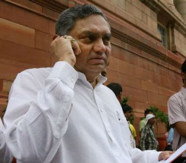 जनार्दन द्विवेदी ने नरेंद्र बांधे मोदी की तारीफों के पुल, फिर बयान से पलटे