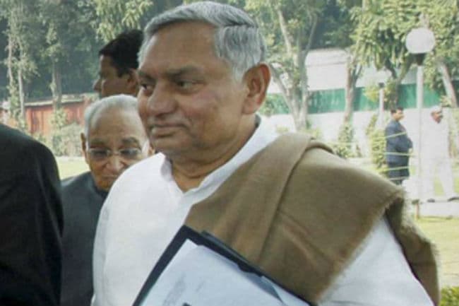 कांग्रेस नेता जनार्दन द्विवेदी ने की मोदी की तारीफ, मचा बवाल