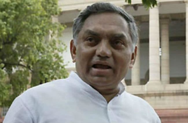 द्विवेदी के खिलाफ कड़ी कार्रवाई का मन बना रही है कांग्रेस!