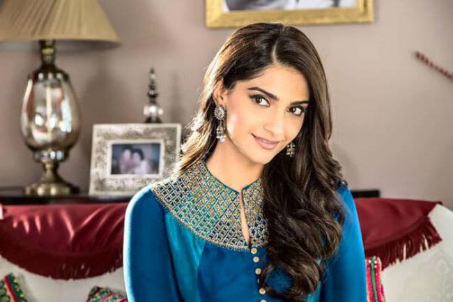 सोनम को ''प्रेम'' संग रोमांस करने में नहीं हुई कोई दिक्‍कत...