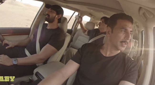 आडवाणी और रक्षामंत्री पर्रिकर ने देखी अक्षय की ''BABY''