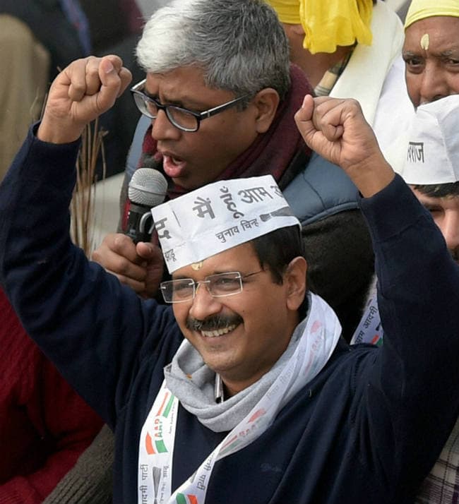 केजरीवाल को चुनाव आयोग का नोटिस, 27 जनवरी तक जवाब मांगा