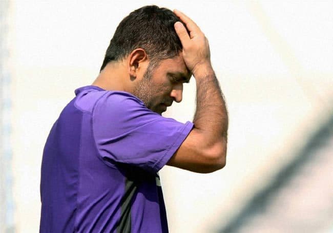 IPL से कप्‍तान महेंद्र सिंह धौनी आउट !