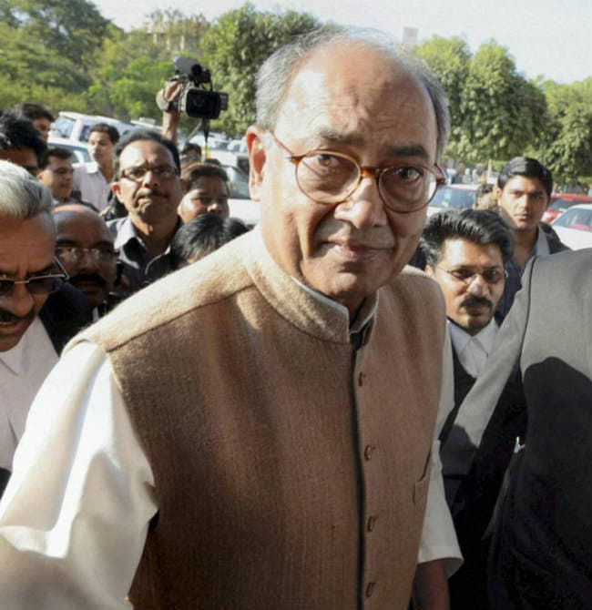 भाजपा की ''बी'' टीम है ''आप'': दिग्विजय सिंह
