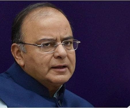 जेटली ने मोदी के सूट की आलोचना के बाद राहुल गांधी पर किया पलटवार