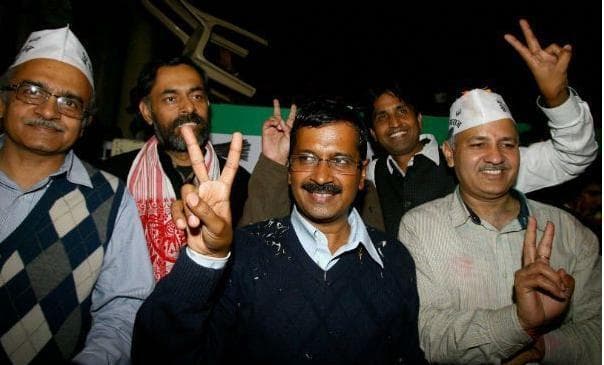पीस पार्टी ने आप में विलय किया