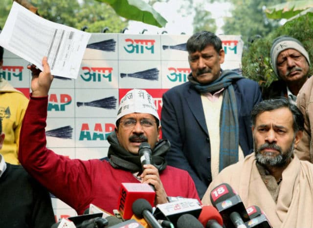 केजरीवाल ने जारी किया ''आप'' का घोषणा पत्र, भाजपा पर साधा निशाना