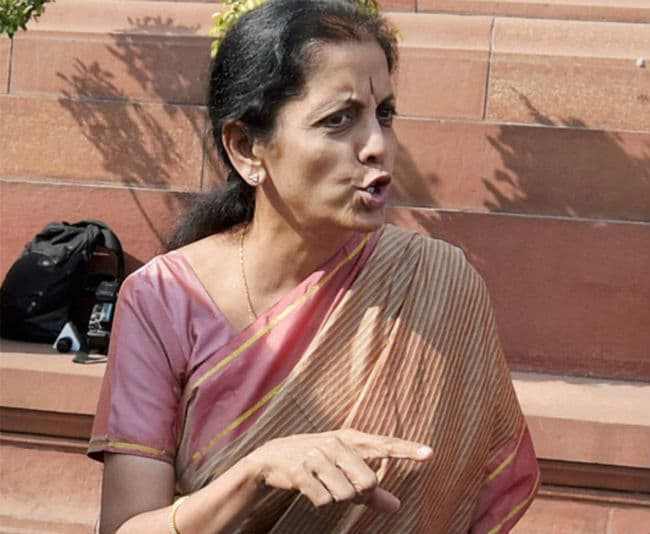 भाजपा ने पानी, बिजली को लेकर केजरीवाल से किए सवाल