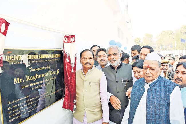 रांची में खेल विवि जल्द : रघुवर दास