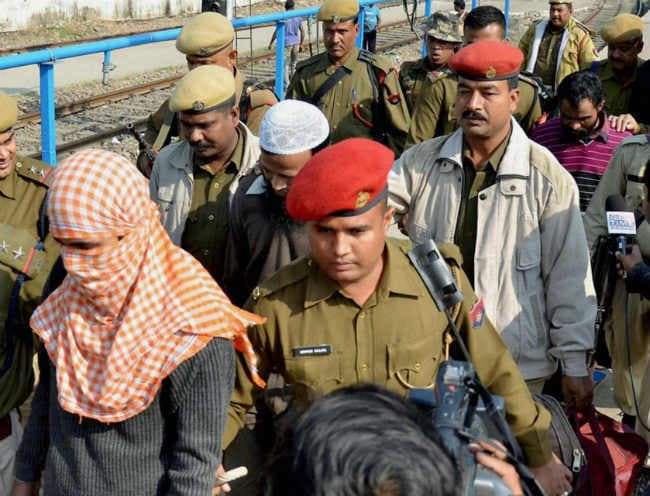 बर्द्धवान ब्लास्ट : एनआईए ने संदिग्ध मास्टरमाइंड के सहयोगी को गिरफ्तार किया