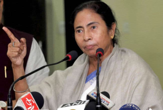 युवक की हत्या के मामले में पुलिस की कार्रवाई में देरी से ममता नाराज