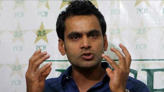 पाकिस्तान को करारा झटका, मोहम्मद हफीज विश्वकप से बाहर