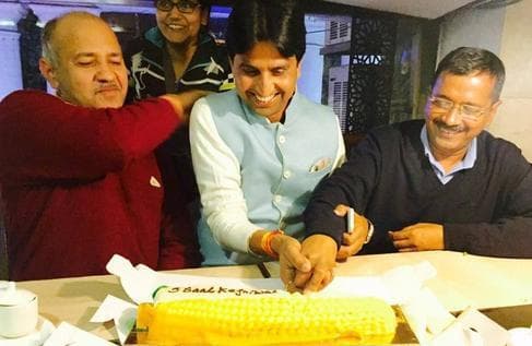 आप की जीत के साथ विश्वास ने मनाया जन्मदिन