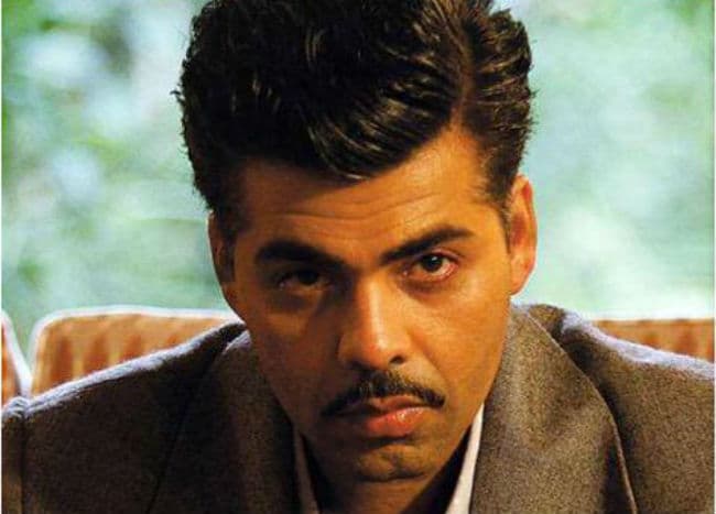 Bollywood Stars ने की करण जौहर के ''निगेटिव रोल'' की तारीफ...