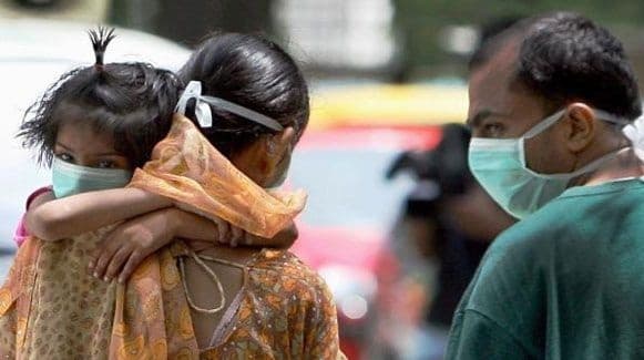 स्वाइन फ्लू को लेकर कांग्रेस ने स्वास्थ्य मंत्री के निवास पर किया प्रदर्शन