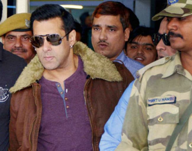 सलमान ''हिट एंड रन'' मामला: कांस्टेबल अपने बयान से मुकरा