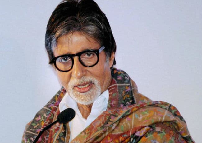 भारत-पाक मैच में अमिताभ बच्चन बने कमेंटेटर, की सटीक टिप्पणियां