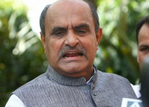 आगे के स्क्रिप्ट पर भाजपा से चर्चा को दिल्ली पहुंचे मांझी: केसी त्यागी