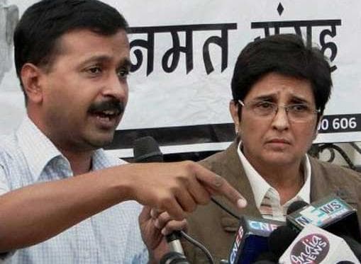 किरण बेदी ने केजरीवाल से हाल-चाल पूछा