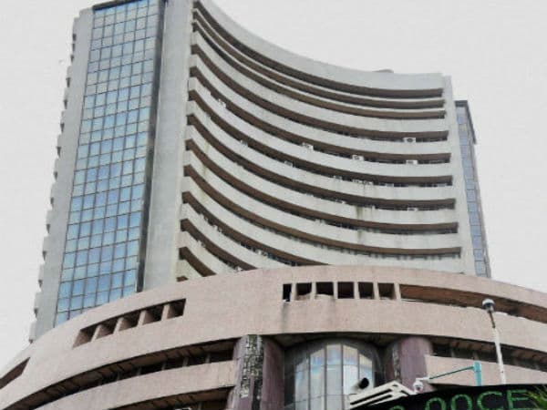 बजट को लेकर भारी उम्मीदों से सेंसेक्स 3 सप्ताह के उच्च स्तर 29,320 पर