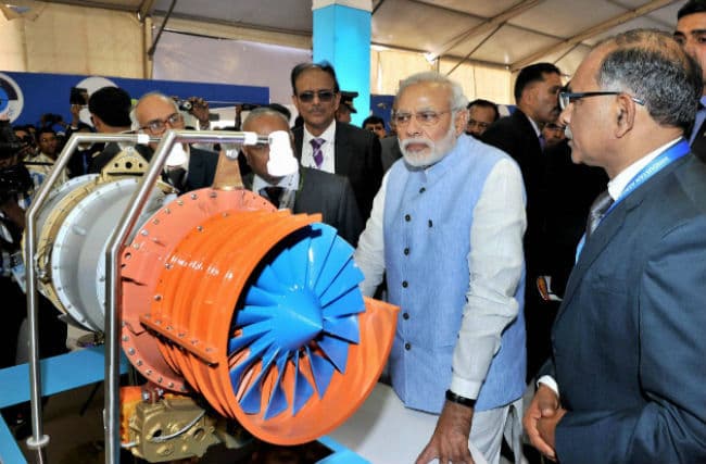 पीएम नरेंद्र मोदी ने किया ''एयरो इंडिया'' का उद्घाटन, घरेलू रक्षा उद्योग को प्रोत्साहित करने की पहल का वादा