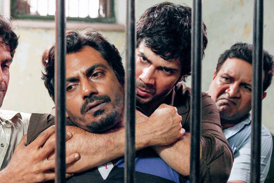 फिल्‍म रिव्‍यू : डार्क थ्रिलर है ''बदलापुर''