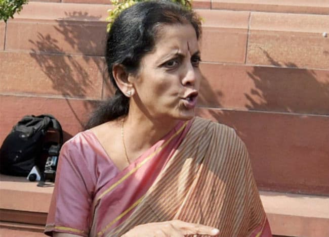 सेवा क्षेत्र की अडचनों को दूर करने और सुधारों को बढाने की जरुरत : निर्मला सीतारमन