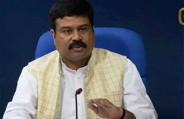 कार्पोरेट जासूसी कांड : प्रधान ने कहा- कोई कानून से उपर नहीं, किसी को छोडा नहीं जायेगा